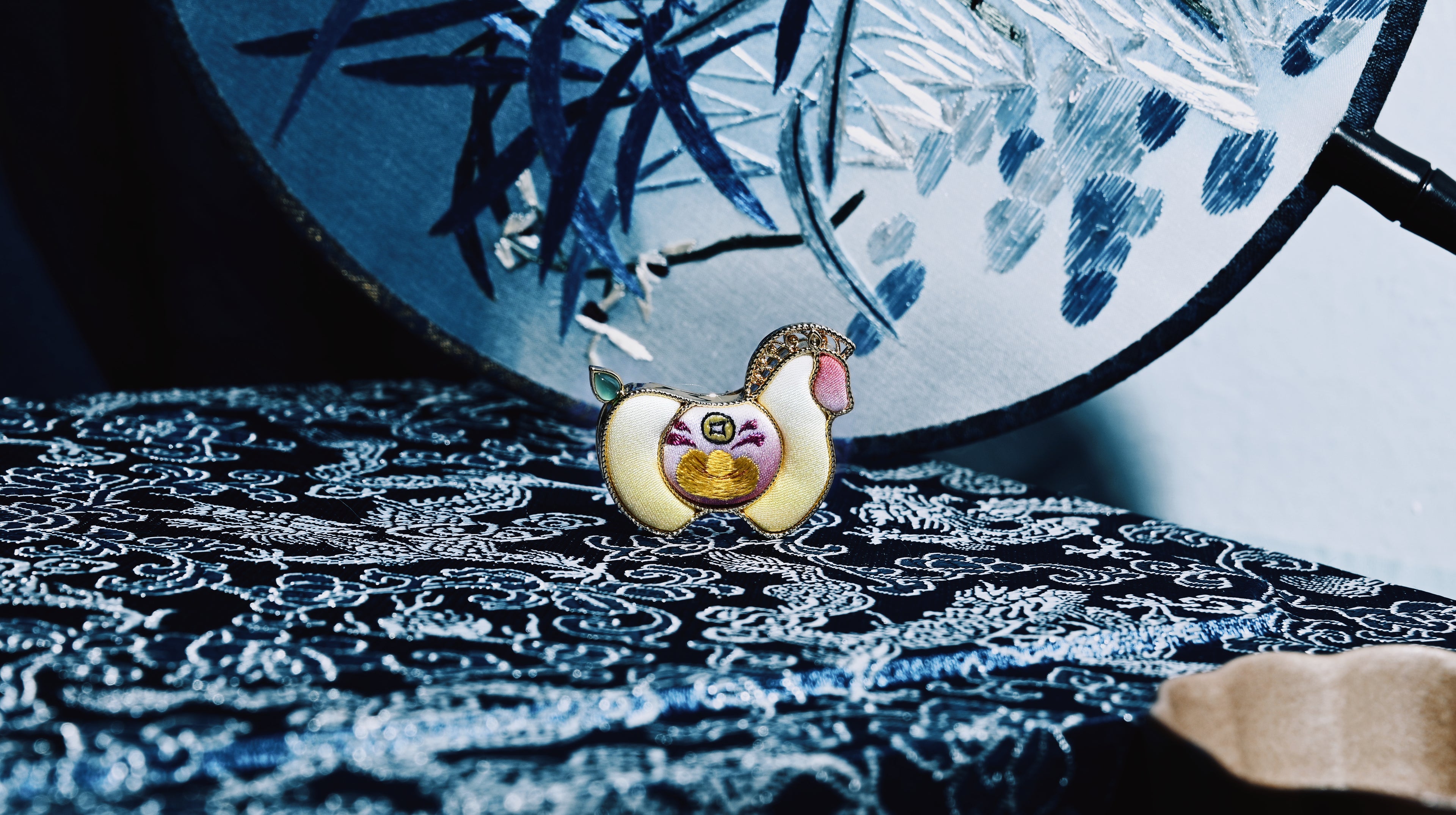 Yotopy Hand Embroidered Brooch Pendant 2-in-1, Suzhou Silk Embroidery Jewelry, Traditional Chinese Yuanbao Horse Prosperity Design, Artisan Craft, 3.6x3cm