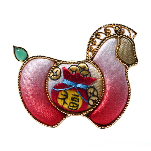 Yotopy Hand Embroidered Brooch Pendant 2-in-1, Suzhou Silk Embroidery Jewelry, Traditional Chinese Yuanbao Horse Fortune Design, Artisan Craft Brooch Pin, 3.6x3cm